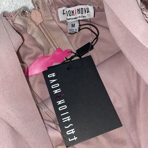 Fashion Nova Mauve Pleated Dress(Size Medium) - Picture 5 of 8